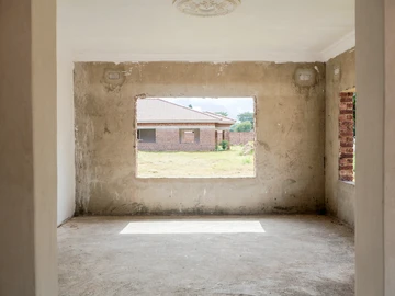 3 Bedroom Flat & Apartment