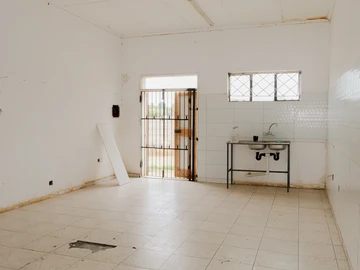Shop & Retail Property