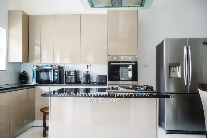 Newlands Townhouse To Let