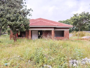 3 Bedroom Flat & Apartment