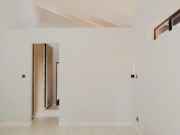 3 Bedroom Flat & Apartment