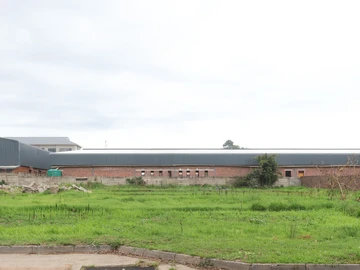 Commercial & Industrial Land